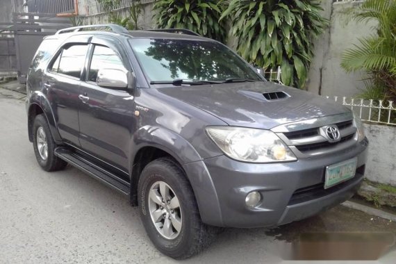 Good as new Toyota Fortuner V 2007 for sale