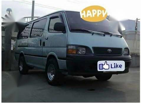 Toyota Hiace Commuter 2002 Van MT Silver For Sale 