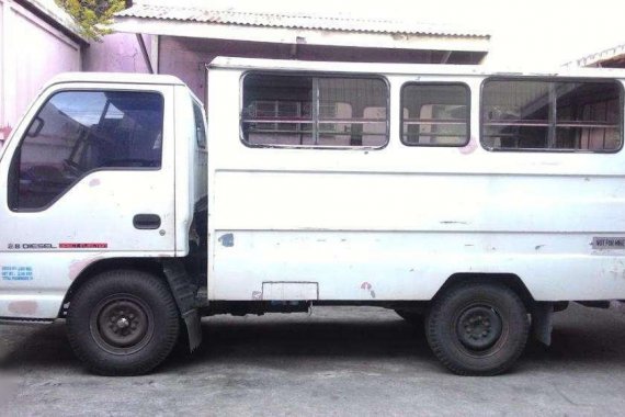 Isuzu Giga FB-Type Passenger Van Model 2001 FOR SALE