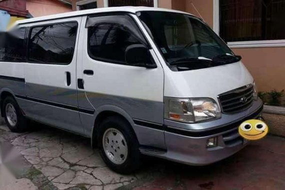 Toyota Hi-Ace Grandia (local) 2000 for sale 