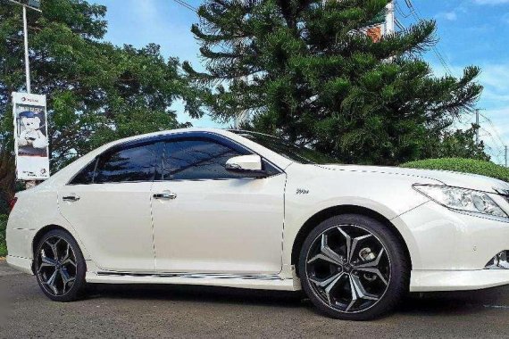 Toyota Camry 2.5V 2014 FOR SALE