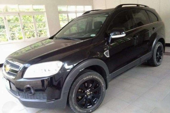 Chevrolet Captiva 2011 AT Black SUV For Sale 