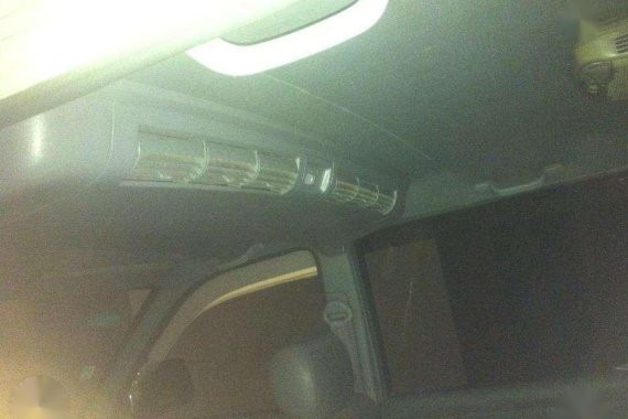 Toyota Revo Model 2000 FOR SALE