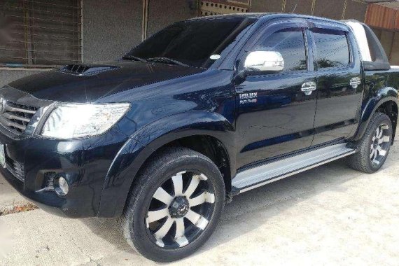 2012 Toyota Hilux 4x4 CRDI Top-of-the-line FOR SALE