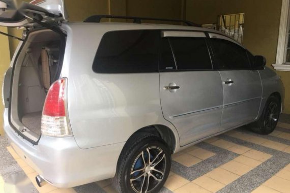 Well-maintained Toyota Innova G 2010 for sale