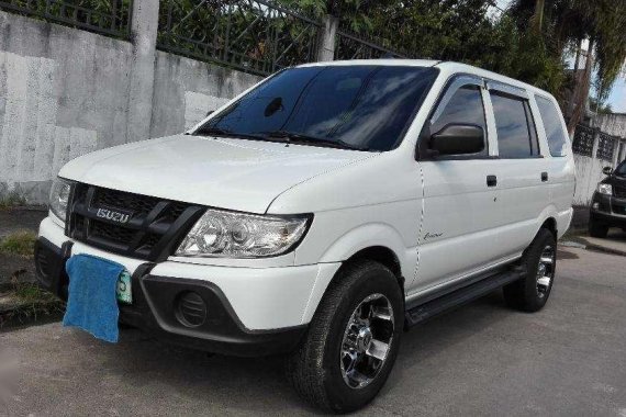 Isuzu Crosswind XL 2009 2.5 Turbo Diesel For Sale 