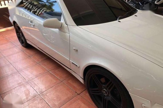 Mercedes-Benz CLK 320 for sale 