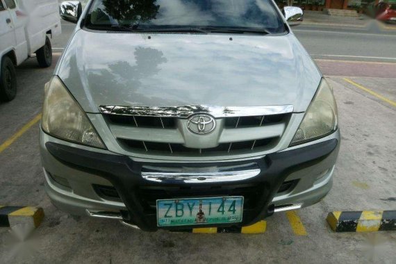 2005 Toyota Innova G GAS for sale 