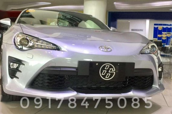 Toyota 86 AT Sports Coupe Silver For Sale 