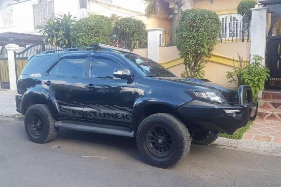 2013 Toyota Fortuner 4x4 AT Black For Sale 