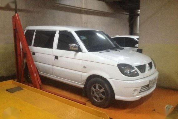 Mitsubishi Adventure Glx 2008 MT White For Sale 
