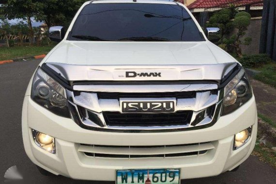 Isuzu Dmax LS MT 2014 White Pickup For Sale 
