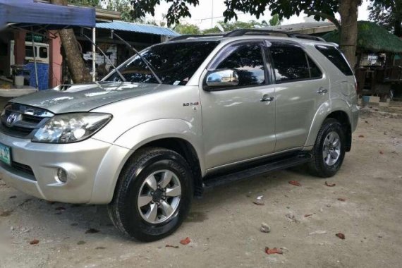 Toyota Fortuner V 2007 FOR SALE