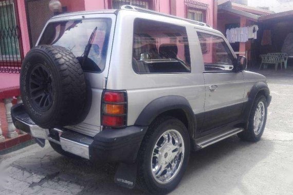 Mitsubishi Pajero 3 door 4x4 1990 Silver For Sale 