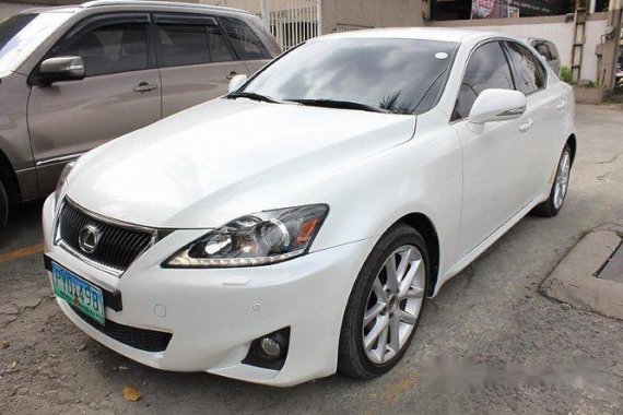 Well-maintained Lexus IS 300 2011 for sale