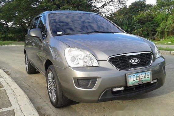 Good as new Kia Carens 2012 for sale
