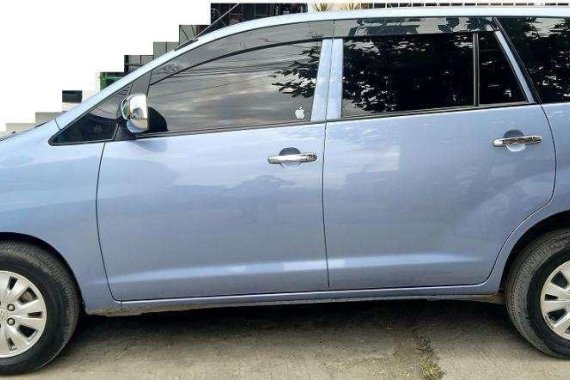 Toyota Innova E 2014 Diesel Blue SUV For Sale 