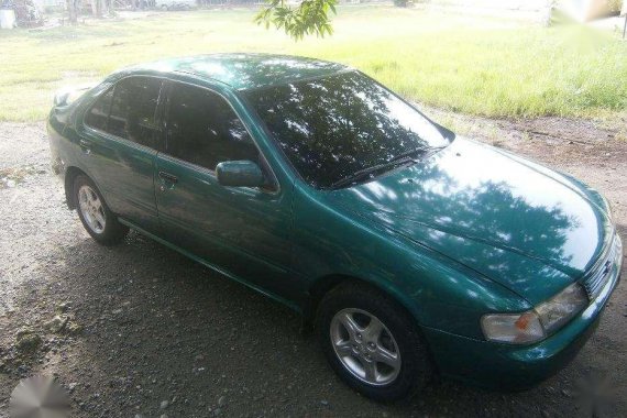 Nissan Sentra Super Saloon 1995 Green For Sale 