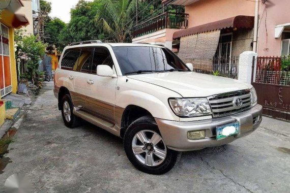 2003 Toyota Land Cruiser VXR 4X4 top of the line FOR SALE
