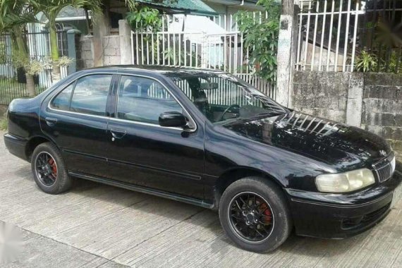 Nissan Sentra (2000 model) for sale