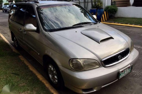 Kia Carnival Ls 2001 FOR SALE