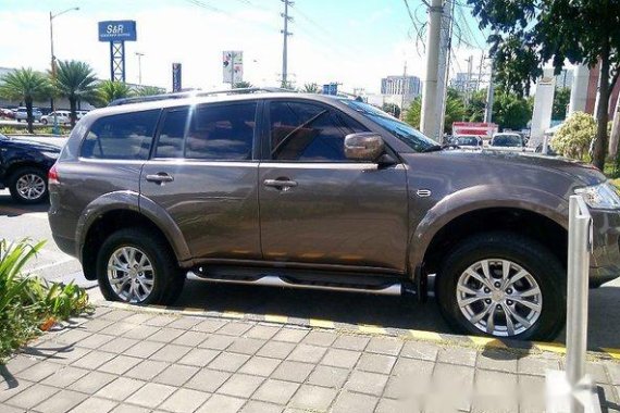 Well-maintained Mitsubishi Montero Sport 2015 for sale