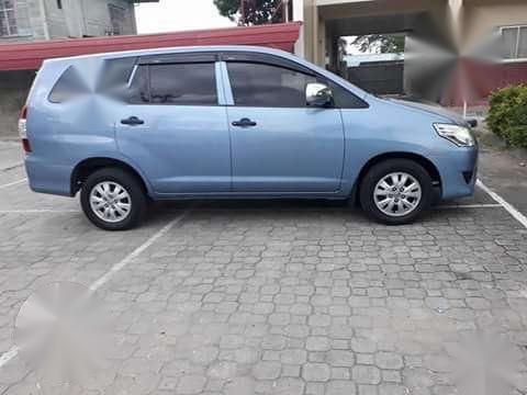 Rush TOYOTA Innova E 2012 FOR SALE