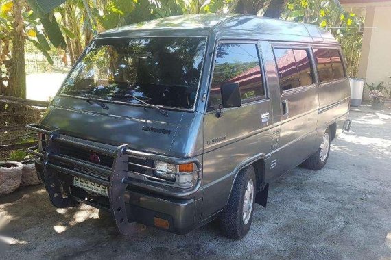Mitsubishi L300 Versa Van 1996 model for sale
