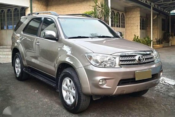 2011 Toyota Fortuner G Automatic DIESEL for sale