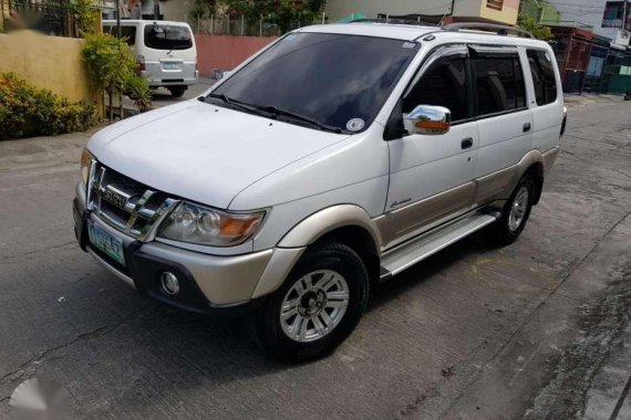 FOR SALE ISUZU Crosswind xuv 2010 model matic