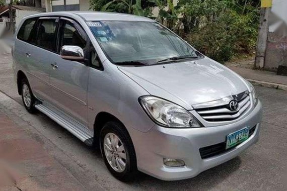 Toyota Innova 2010 G Automatic Gas FOR SALE