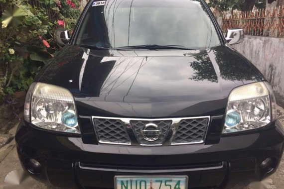 Nissan X-trail 4x2 2009 2.0 AT Black For Sale 