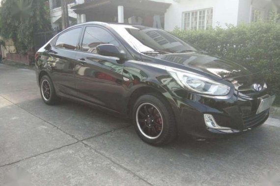 2011 Hyundai Accent manual FOR SALE