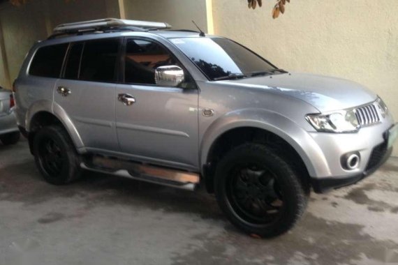FOR SALE MITSUBISHI Montero 2010