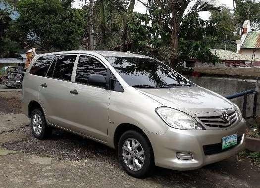 Toyota Innova E 2011 DIESEL Silver For Sale 