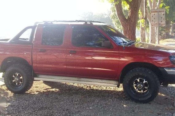 Rush sale: Nissan Frontier model 2000, 4x2