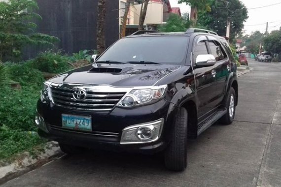 2014 Toyota Fortuner G Manual Black For Sale 