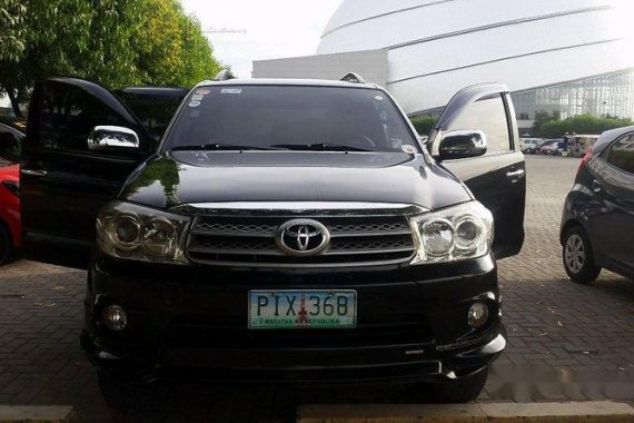 Well-maintained Toyota Fortuner 2011 for sale