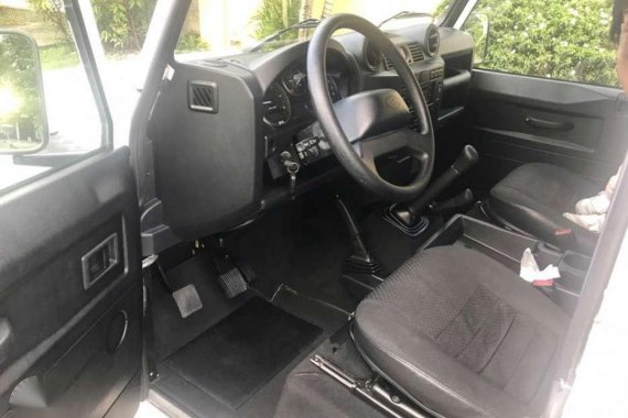 2010 Land Rover Defender 90 diesel local FOR SALE