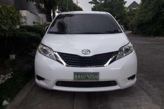 2012 Toyota Sienna FOR SALE