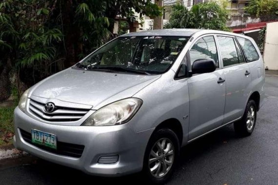 FOR SALE: 2011 Toyota Innova E diesel matic