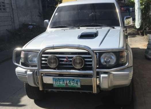 Mitsubishi Pajero 2800 1999 AT Silver For Sale 