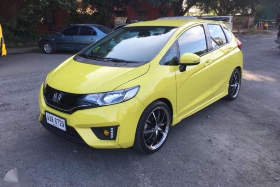 2015 HONDA JAZZ VX 1.5 i-vtec for sale