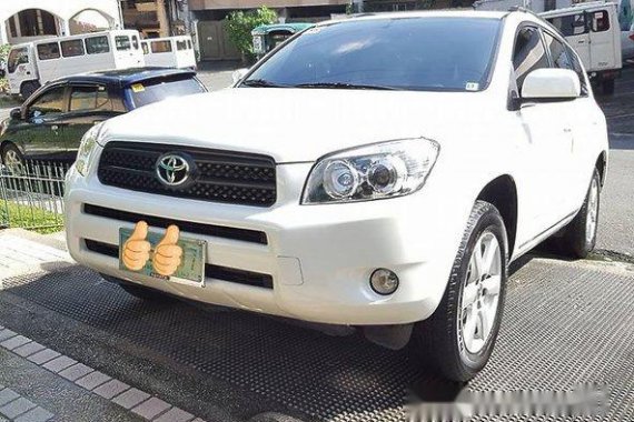 Well-maintained Toyota RAV4 2007 for sale