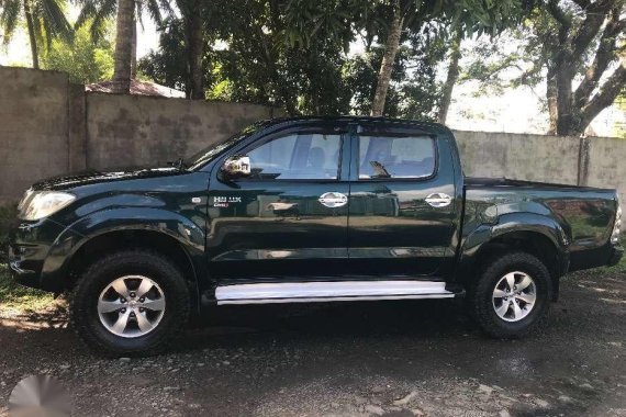 Toyota Hilux 2010 G 4x2 MT Green For Sale 