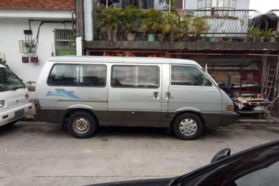 For sale Kia Besta van 1999 model 2.2 engine diesel