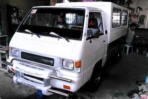 Fresh Mitsubishi L300 Fb Deluxe White For Sale 