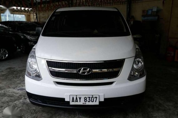 2014 Hyundai Grandia Starex TCi MT White For Sale 