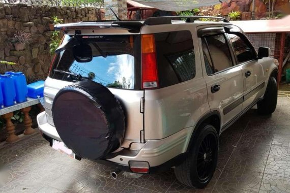 Fresh Honda CRV Local AT Silver SUV For Sale 