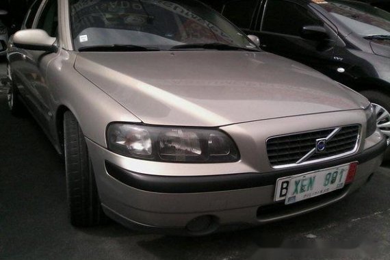 Well-kept Volvo S60 2002 for sale